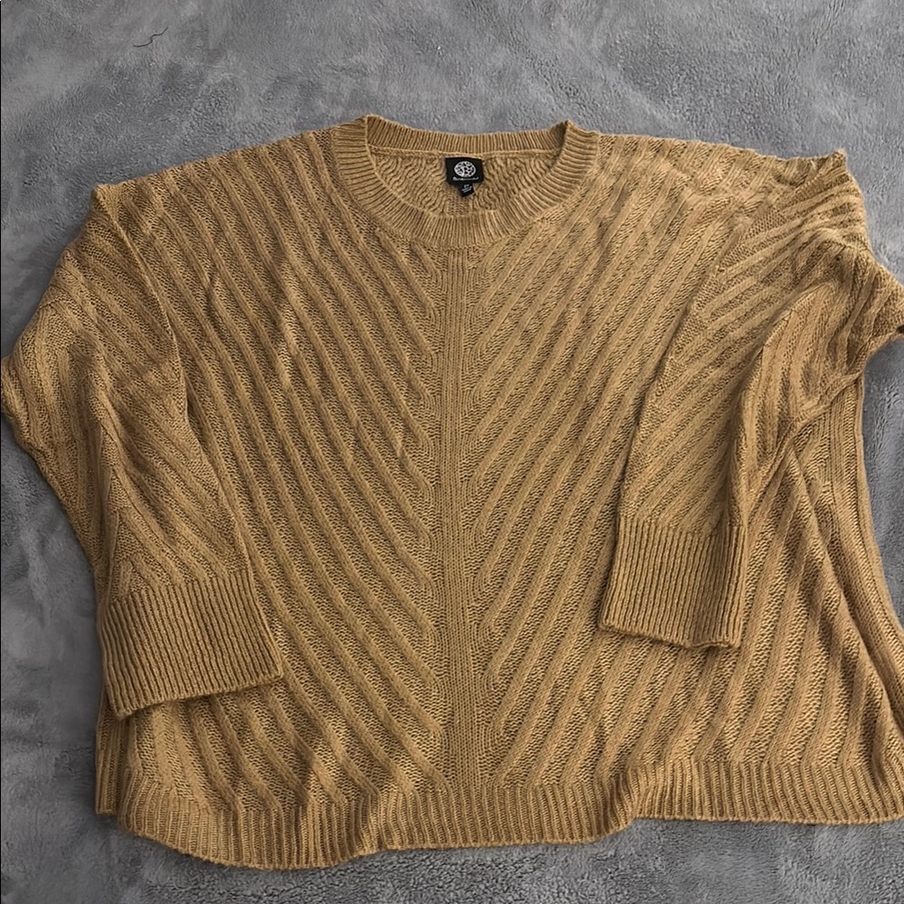 Bobeau Gold Crew Neck Sweater